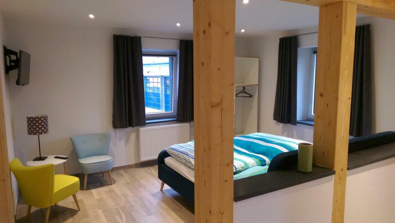 Ferienwohnung Beim Hooch Traud Brucktal Exterior foto