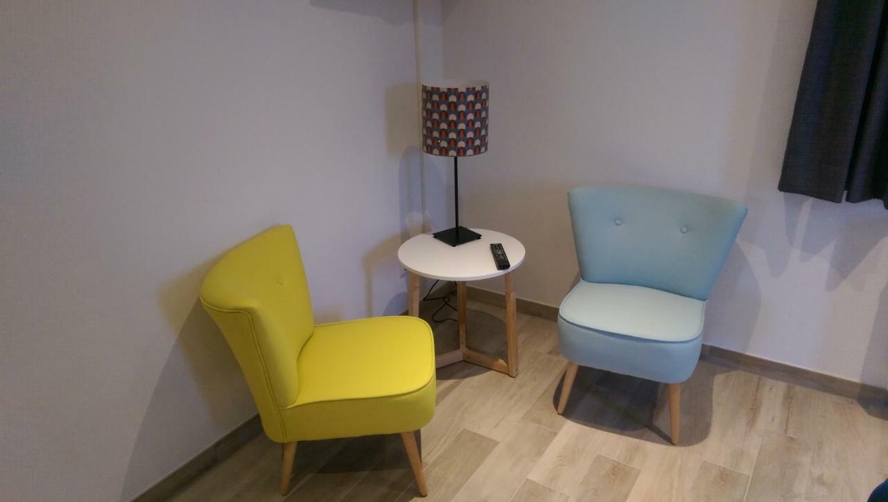 Ferienwohnung Beim Hooch Traud Brucktal Exterior foto